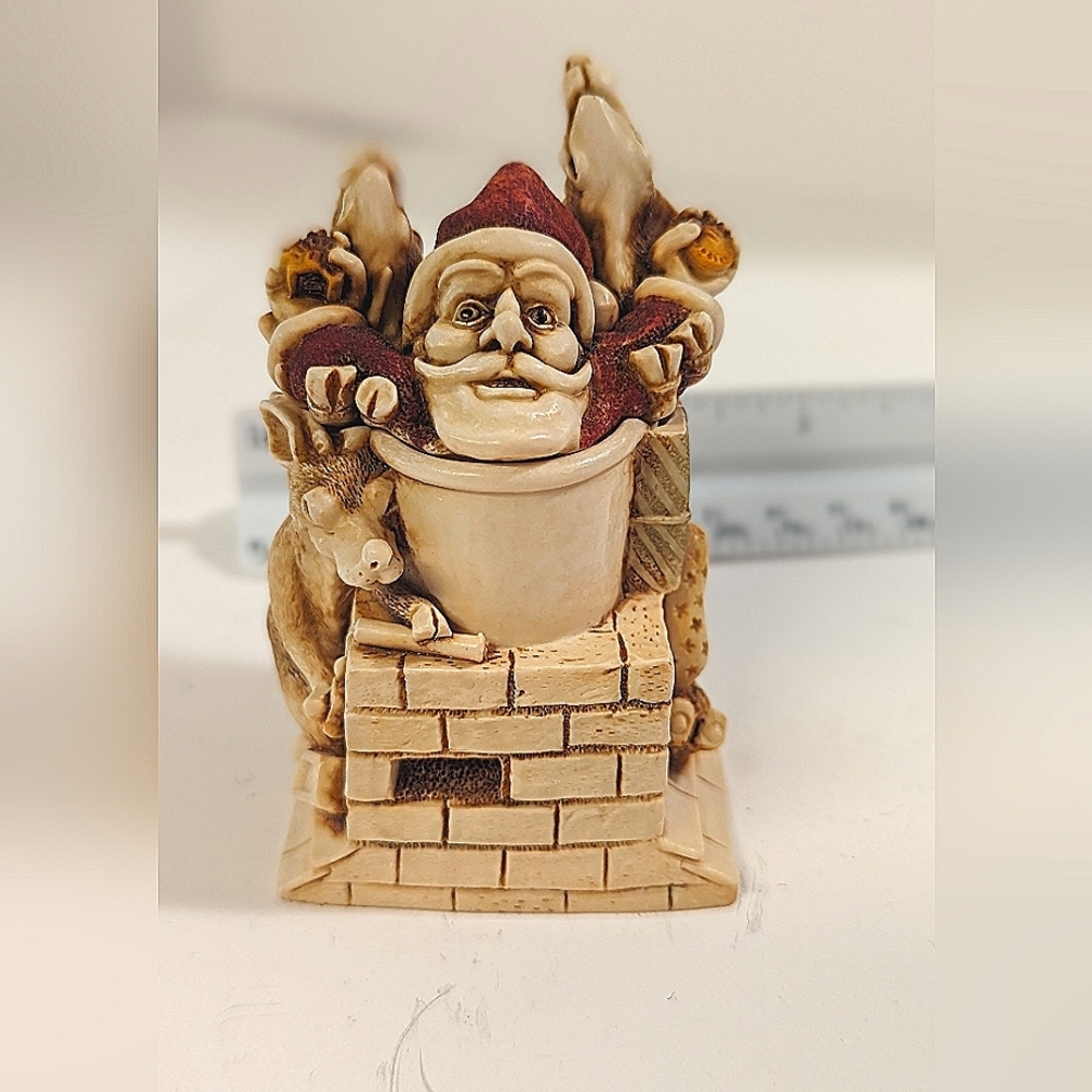 Christmas Special Harmony Kingdom Something's Gotta Give Santa UK Made